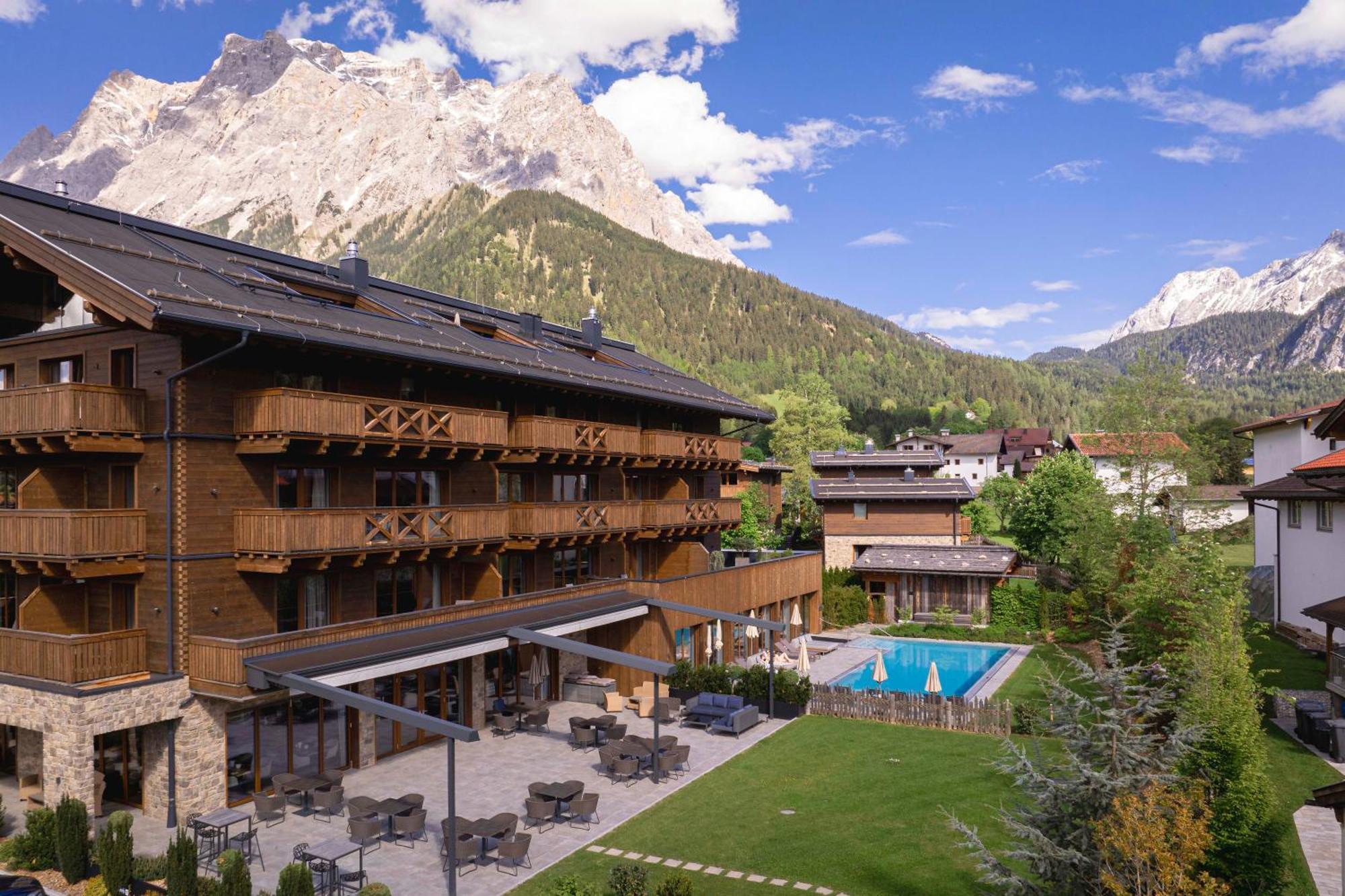 Bergresort Zugspitze Ehrwald By Alps Resorts Bilik gambar
